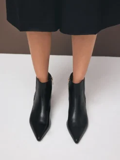 Next Motion Flex Almond Toe Chelsea Style Ankle Boots Black Leather Online