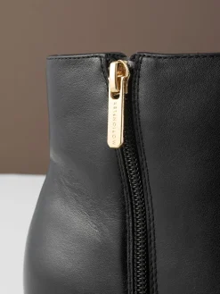 Next Motion Flex Almond Toe Chelsea Style Ankle Boots Black Leather Online