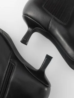 Next Motion Flex Almond Toe Chelsea Style Ankle Boots Black Leather Online