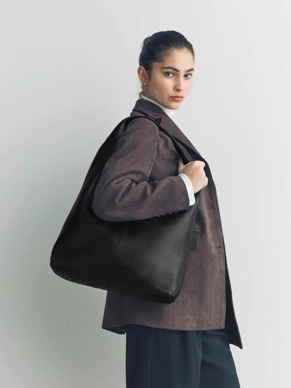 Next Slouchy Shoulder Bag Black Leather Online