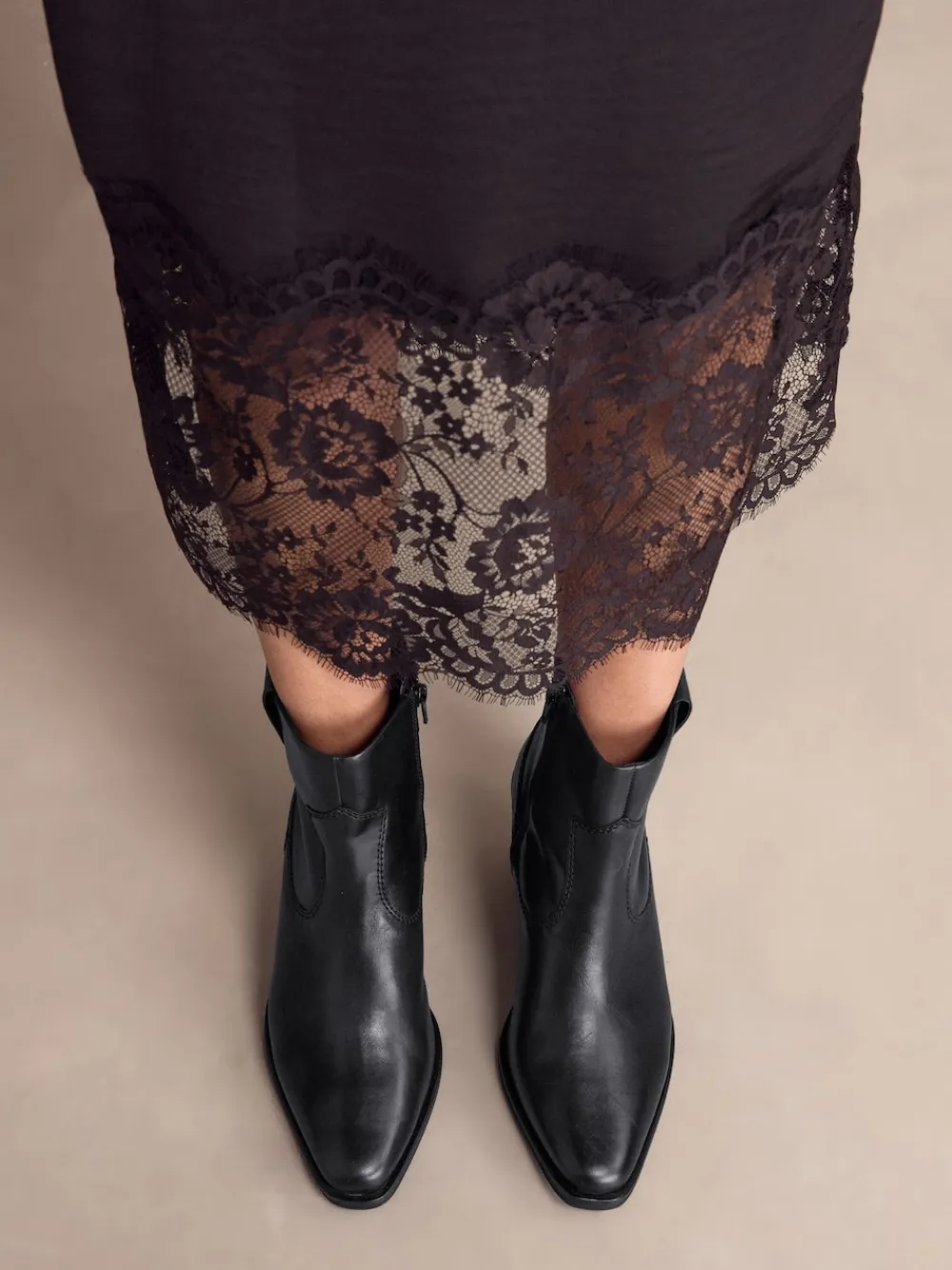 Next Standard/Wide Fit Cowboy Block Heel Ankle Boots Black Leather Outlet