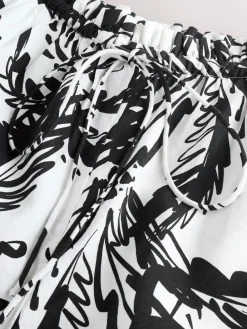 Next Summer Beach Shorts Black/Cream Palm Hot