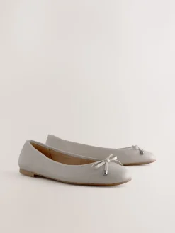 Next Round Toe Leather Ballerina Shoes Bone Discount