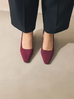 Next Standard/Wide Fit Standard Chisel Toe Block Courts Burgundy Red Clearance