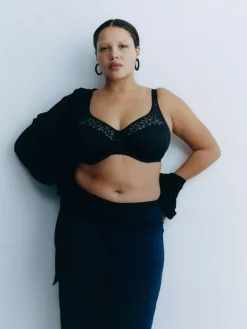 Chantelle Norah Soft Feel Underwired Bra Black Outlet