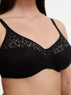 Chantelle Norah Soft Feel Underwired Bra Black Outlet