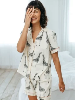 Chelsea Peers Cotton Giraffe Print Short Pyjamas Set White Best