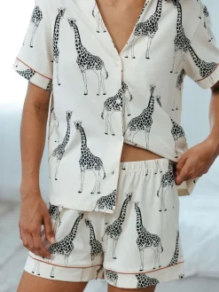 Chelsea Peers Cotton Giraffe Print Short Pyjamas Set White Best
