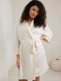 Chelsea Peers White Satin Lace Trim Robe Dressing Gown Online