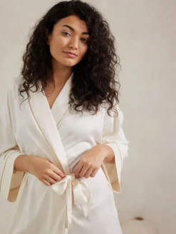 Chelsea Peers White Satin Lace Trim Robe Dressing Gown Online