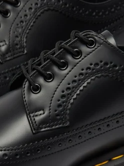 Dr. Martens Black Unisex 3989 Smooth Brogue Leather Shoes Online