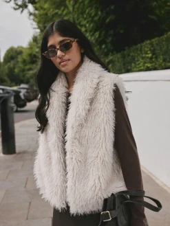 Next Faux Fur Gilet Ecru