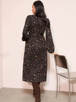 Friends Like These Petite Long Sleeve Tie Waist Button Up Textured Midi Dress Animal Best