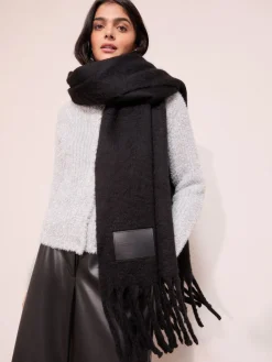 Friends Like These Cosy Brushed Blanket Scarf Black Outlet