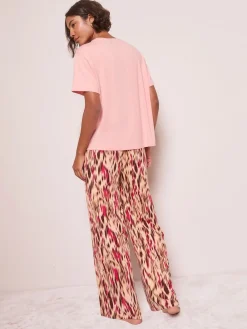 Friends Like These Short Sleeve Pyjamas Pink Animal Online