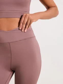 Friends Like These Studio Yoga Flare Leggings Pink Best