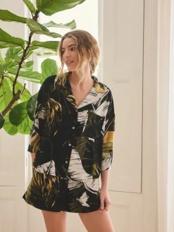 Next Button Through Short Pyjamas Set Green Palm Hot