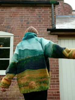 Next Printed Borg Fleece Top Green Woodland Scene