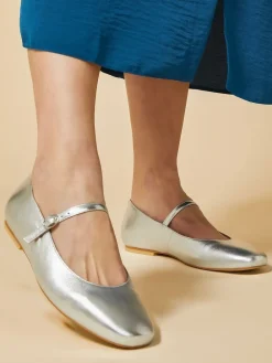 Jones Bootmaker Sonnet Mary Janes Leather Shoes Silver New