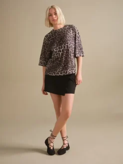 Next Leopard Print Relaxed Boxy Elbow Length Crew Neck T-Shirt Outlet