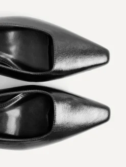 Linzi Avani Stiletto Court Heels Black Clearance