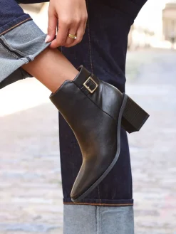 Linzi Rise Block Heeled Ankle Boots With Buckle Detail Black Hot