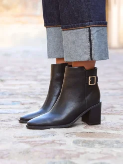 Linzi Rise Block Heeled Ankle Boots With Buckle Detail Black Hot