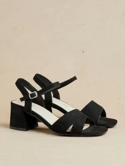 Linzi Vivian Wide Fit Heeled Sandals With Crossover Front Strap Black Clearance