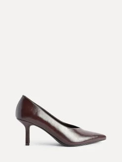 Linzi Bellamy V-Shaped Closed Toe Court Heels Brown Online