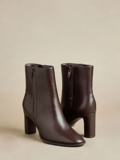 Linzi Jonas Block Heel Ankle Boots Brown