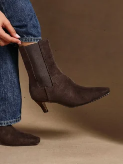 Linzi Ritual Kitten Heeled Chelsea Boots Brown