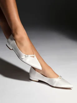 Linzi Cream Bridal Engaged Pointed Toe Ballet Flats With Buckle Detail New