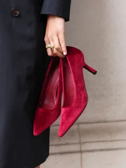 Linzi Kat Closed Court Stiletto Heels Red