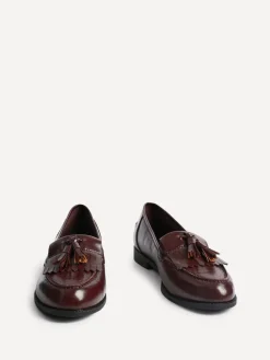 Linzi Rosemary Classic Slip-On Loafers With Tassel Detail Red Best