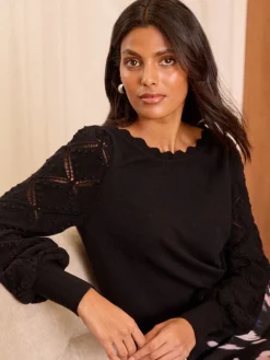 Love & Roses Black Bobble Stitch Scallop Knit Jumper