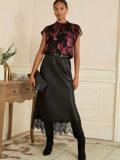 Love & Roses Metallic Crew Neck Shell Top Black Floral Sale