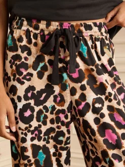 Love & Roses Short Sleeve Printed Bottom Jersey Pyjamas Set Brown Leopard Print Hot