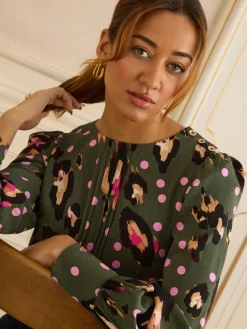 Love & Roses Button Detail Pleated Crew Neck Blouse Khaki Green Animal Hot