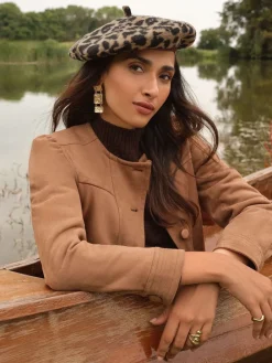 Love & Roses Beret Hat Leopard Hot