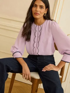 Love & Roses Lilac 3/4 Sleeve Scallop Detail Blouse Hot