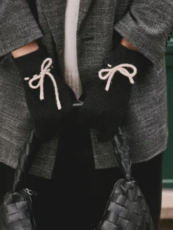 Next 3D Bows Knitted Gloves 1 Pack Monochrome Hot