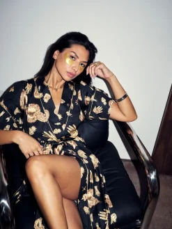 Never Fully Dressed Black/Gold Charm Satin Robe Online