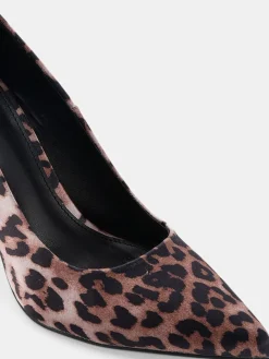 Novo Animal Standard Fit Impossible Point Court Shoes Best