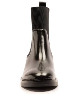 Off The Hook Black Brook Chelsea Ankle Boots With Elastic Side Panels Outlet