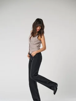 ONLY Blush Mid Rise Straight Leg Jeans With Super Stretch Black New
