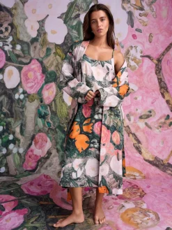 Next Pink Benjamin Macgregor Scene Print Satin Dressing Gown Outlet