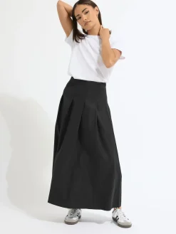 PixieGirl Petite Black Pleated Full Midaxi Skirt Outlet