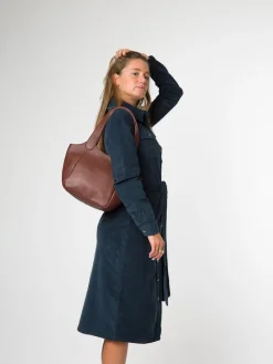 Pure Luxuries London Ormesby' Leather Handbag Brown Clearance