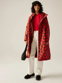 Regatta Hydra Fort Waterproof Orla Changing Robe Red Clearance