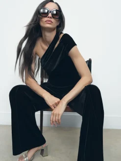 Reiss Black Daria Petite Velvet One-Shoulder Wide-Leg Jumpsuit Sale